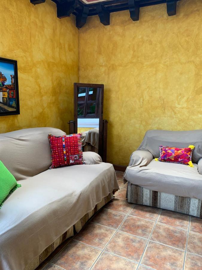 Casona Del Conquistador Antigua Exteriör bild